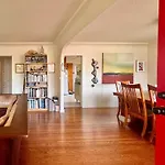 California Craftsman Bungalow In San Pedro