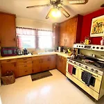 California Craftsman Bungalow In San Pedro